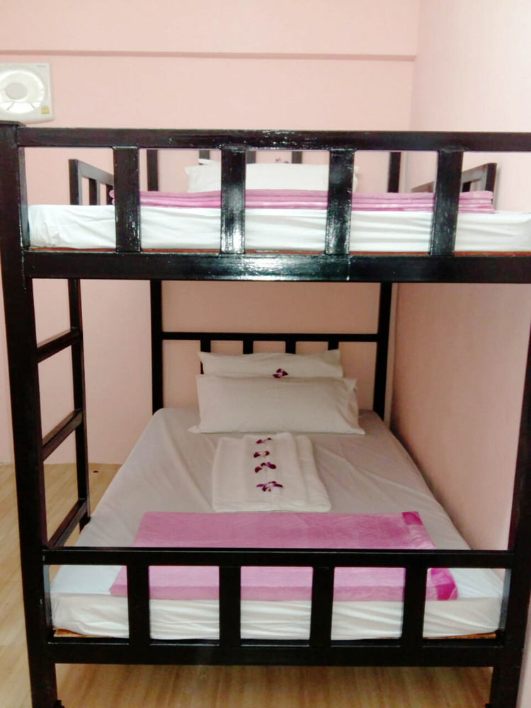 Krabi Bed Sleep Hostel Екстериор снимка